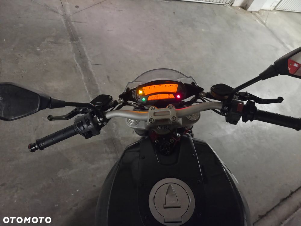 Ducati Monster - 7
