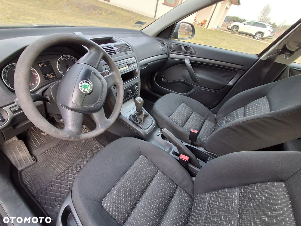 Skoda Octavia 1.6 TDI Active - 10