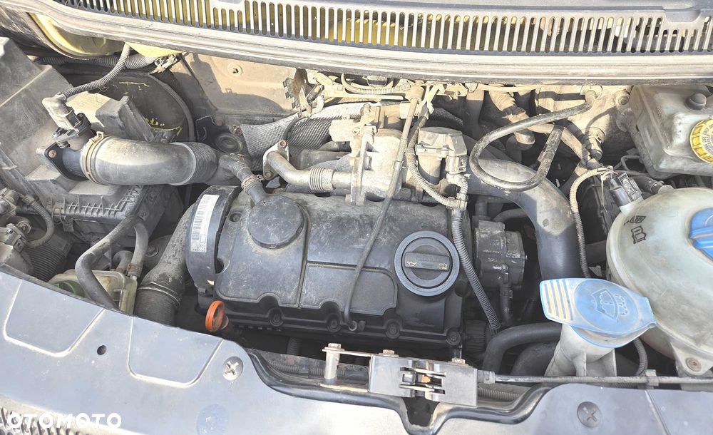 Volkswagen Transporter - 8