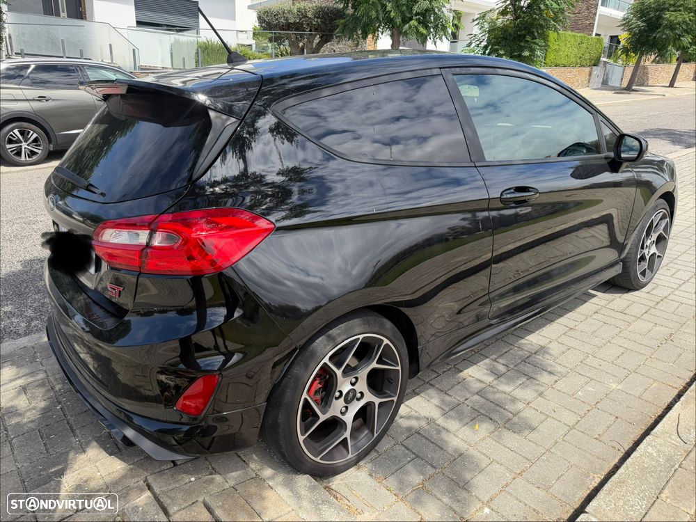 Ford Fiesta 1.5 EcoBoost S&S ST X - 6