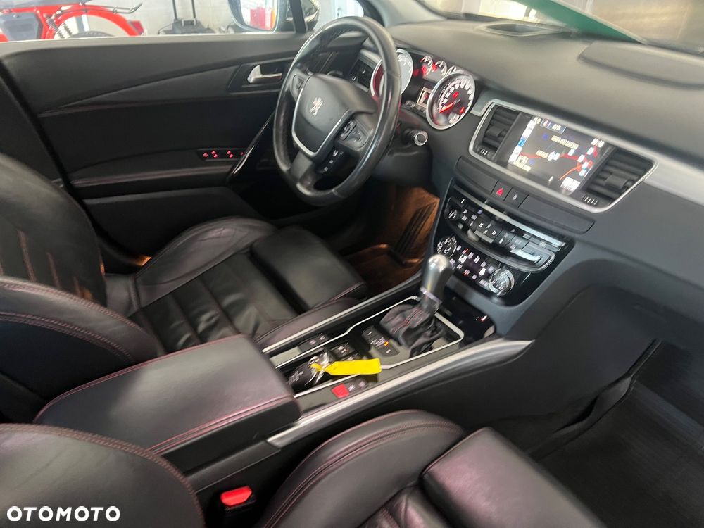 Peugeot 508 BlueHDi 180 EAT6 Stop&Start GT - 32