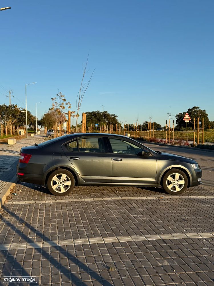 Skoda Octavia - 4