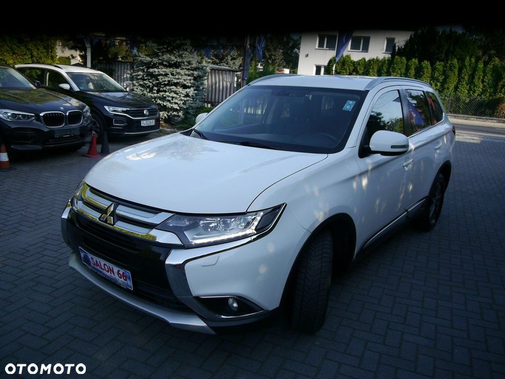 Mitsubishi Outlander - 10