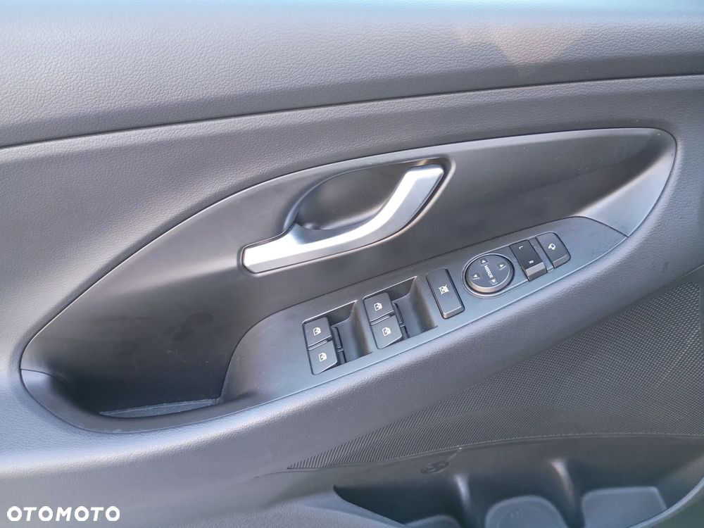 Hyundai i30 1.0 T-GDI Modern - 11