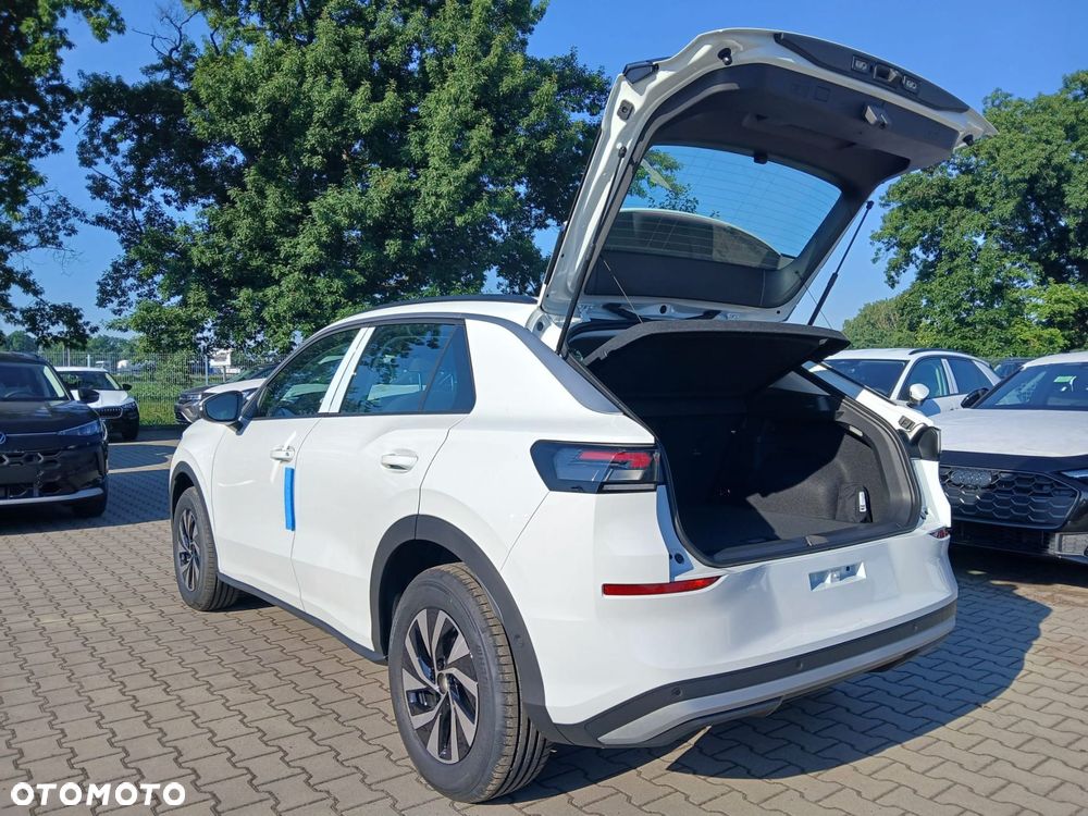 Volkswagen T-Roc 1.5 eTSI Life DSG - 6