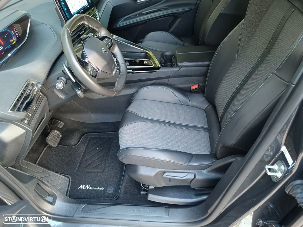 Peugeot 3008 1.2 Hybrid Allure e-DCS6 - 12