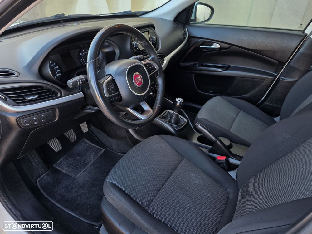 Fiat Tipo 1.3 M-Jet Easy - 10