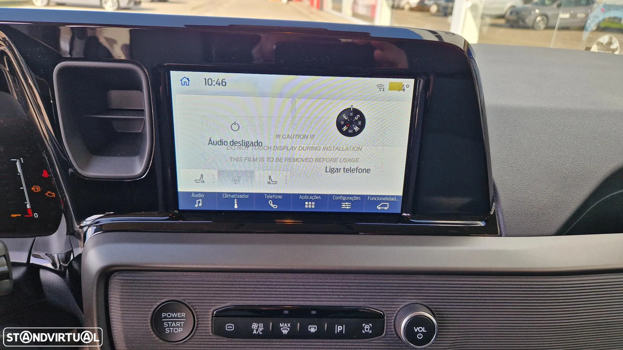 Ford Tourneo Courier 1.0 EcoBoost Titanium - 11