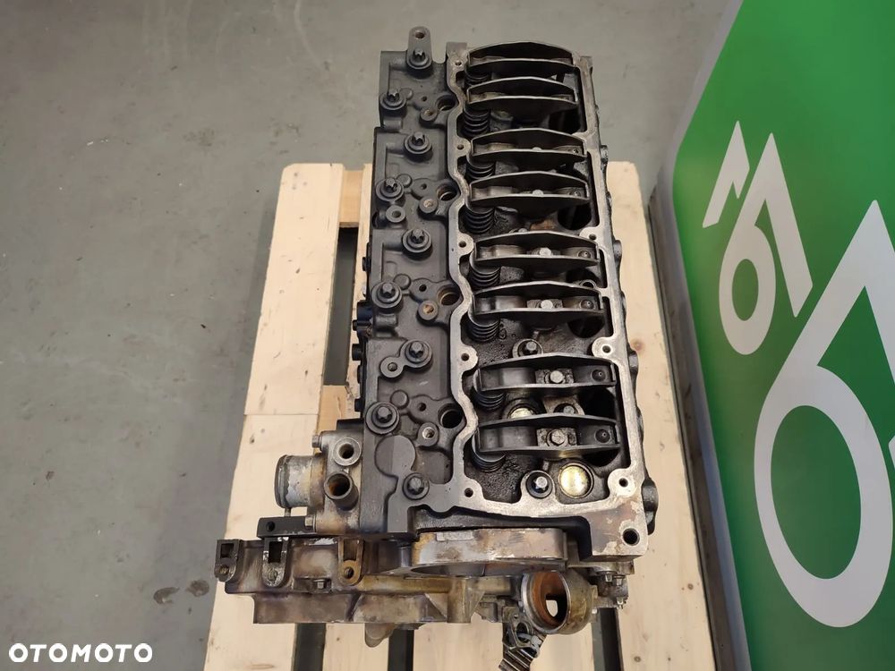 Słupek silnika Deutz TCD 3.6 - 3