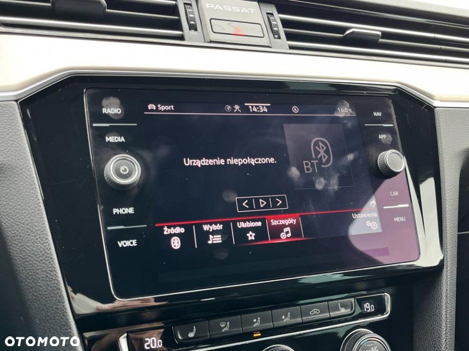 Volkswagen Passat - 27