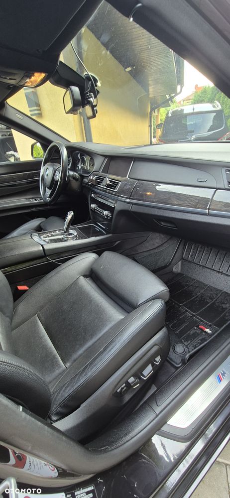 BMW Seria 7 740d xDrive - 10