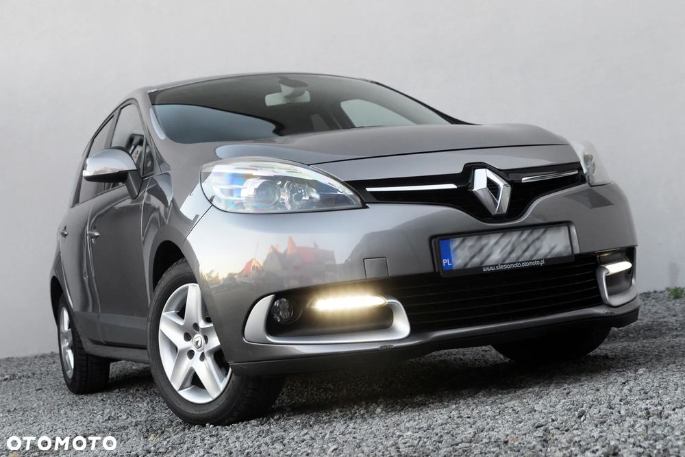 Renault Scenic 1.5 dCi Limited EDC - 11