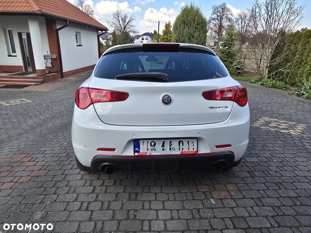 Alfa Romeo Giulietta 1.8 TBi 16V TCT Veloce - 7
