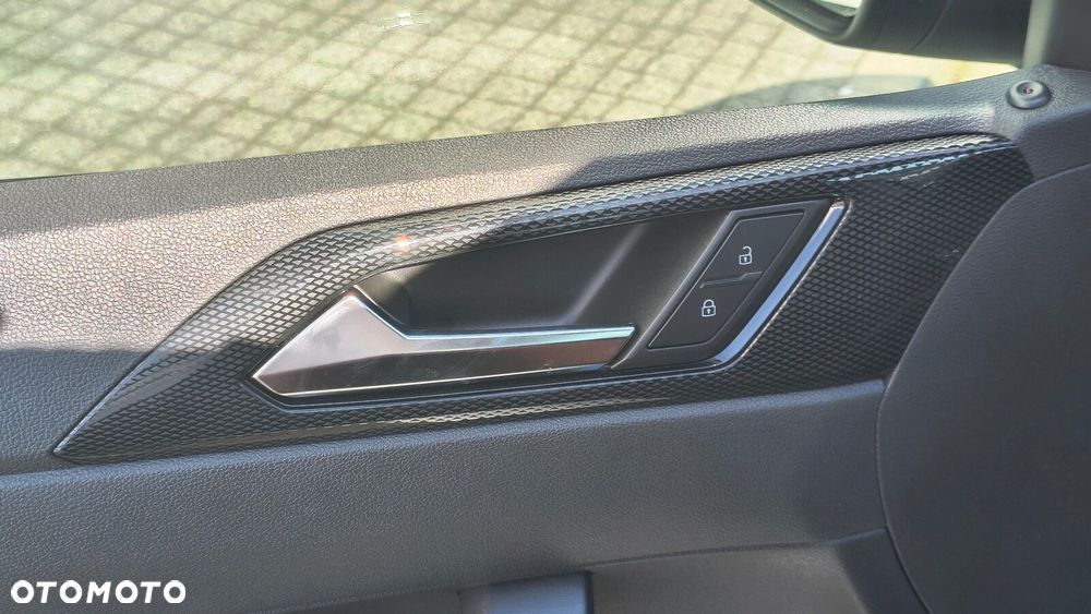 Volkswagen Polo - 10