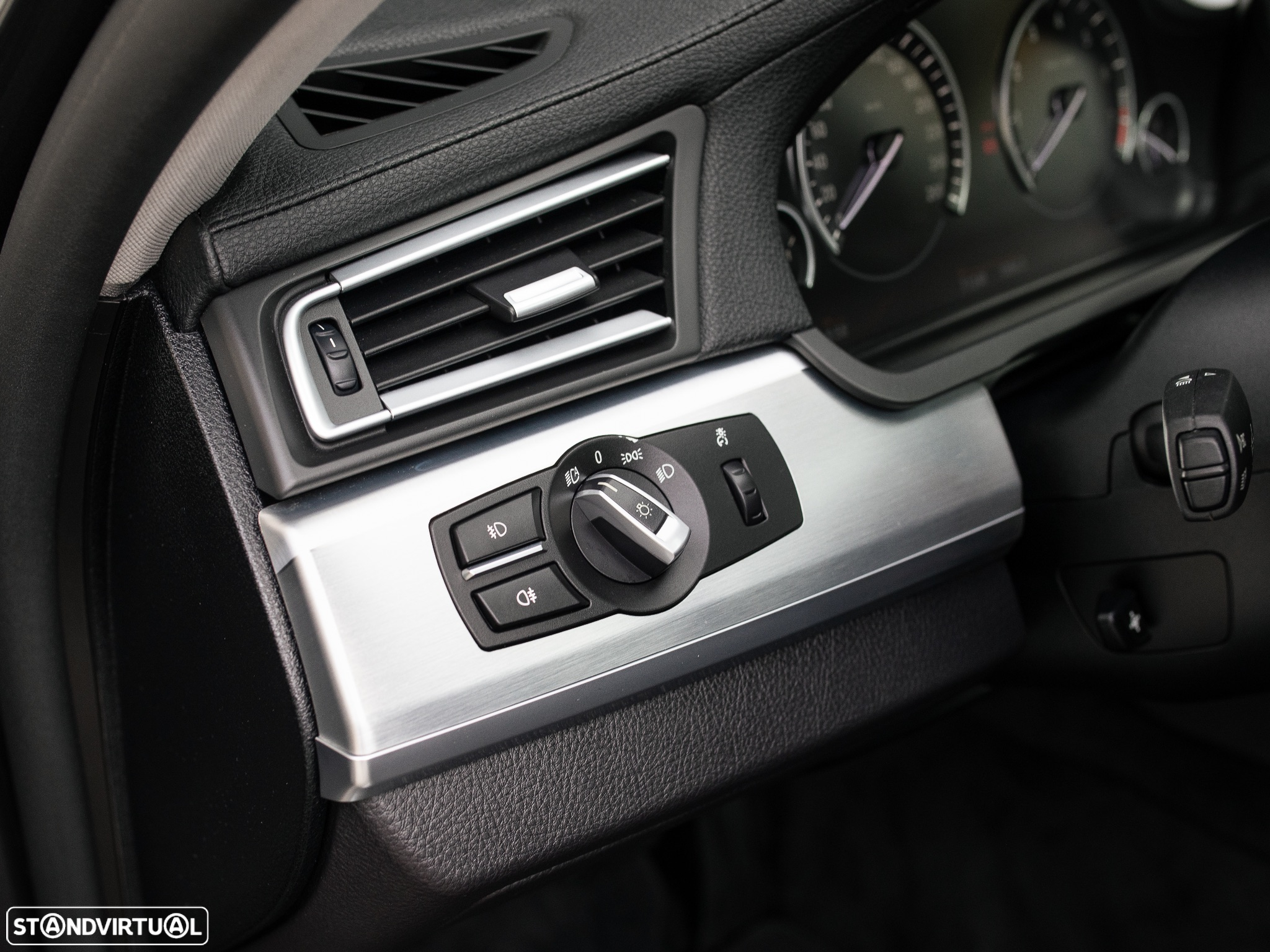 BMW 750 Li xDrive - 34