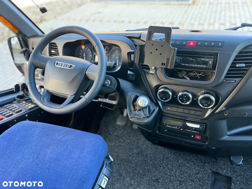 Iveco Rosero / Euro 6 / 33 miejsca / - 33