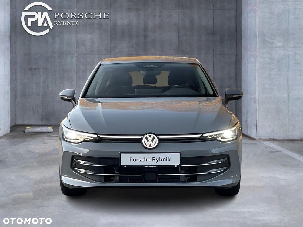 Volkswagen Golf - 9