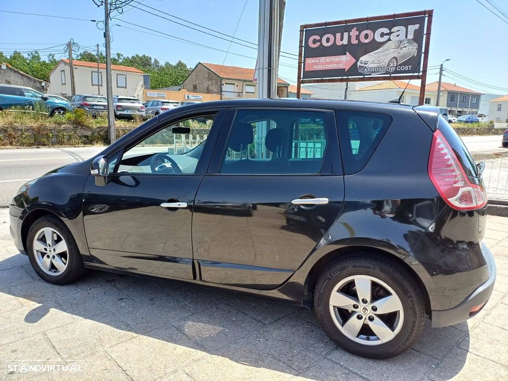 Renault Scénic 1.5 dCi Luxe - 3