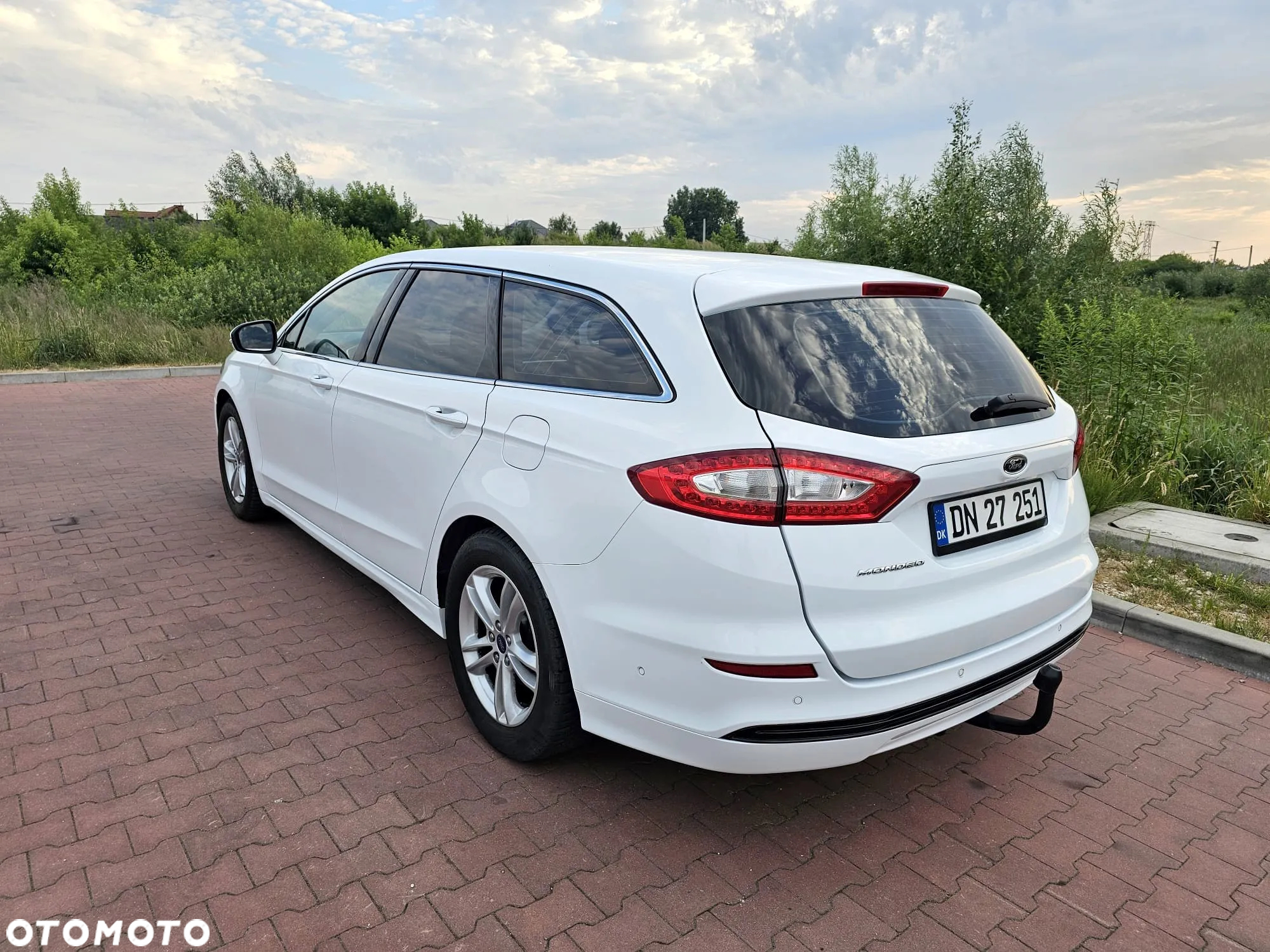 Ford Mondeo 2.0 TDCi Titanium - 13