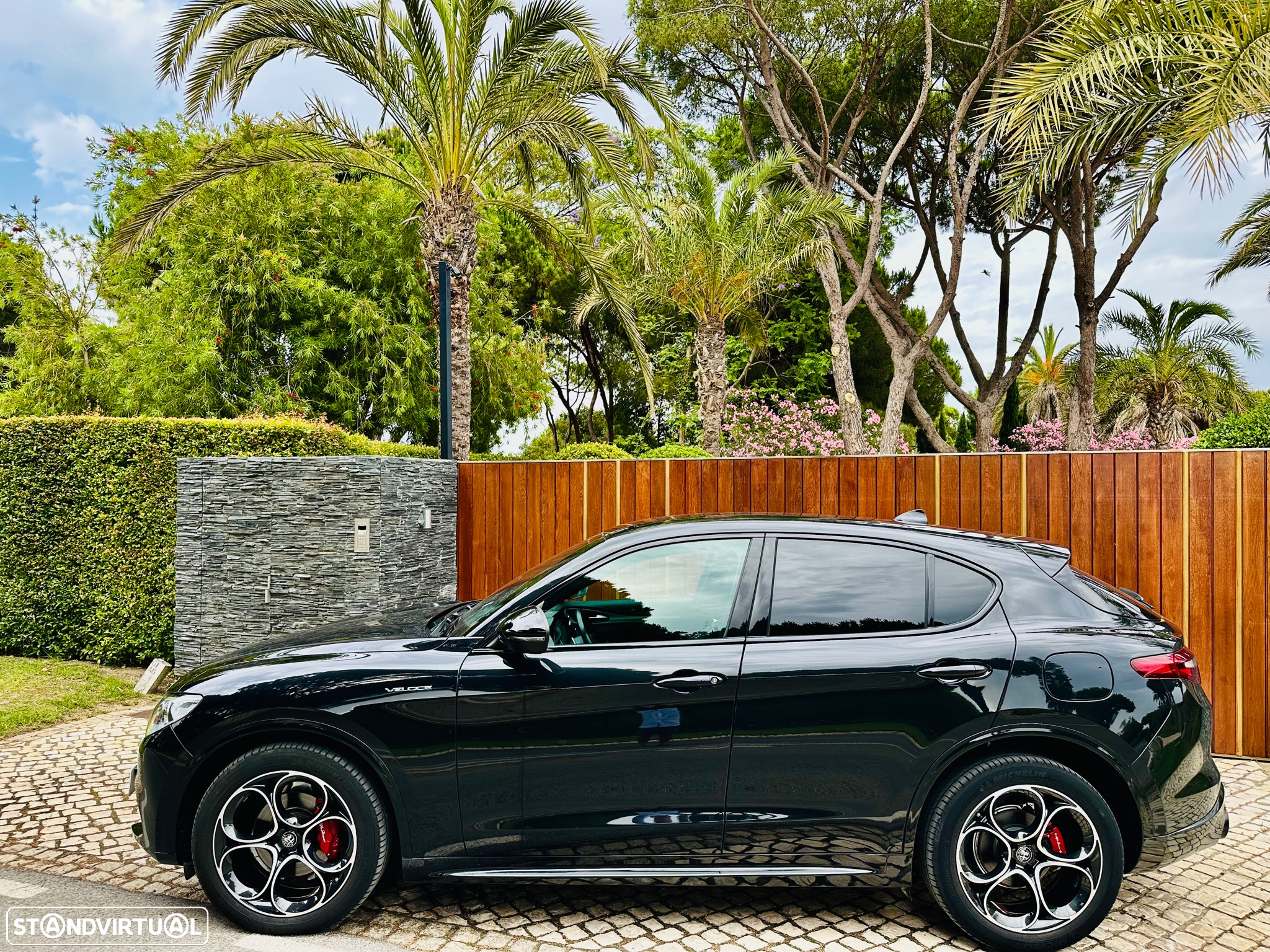 Alfa Romeo Stelvio 2.2 D Veloce Q4 AT8 - 4