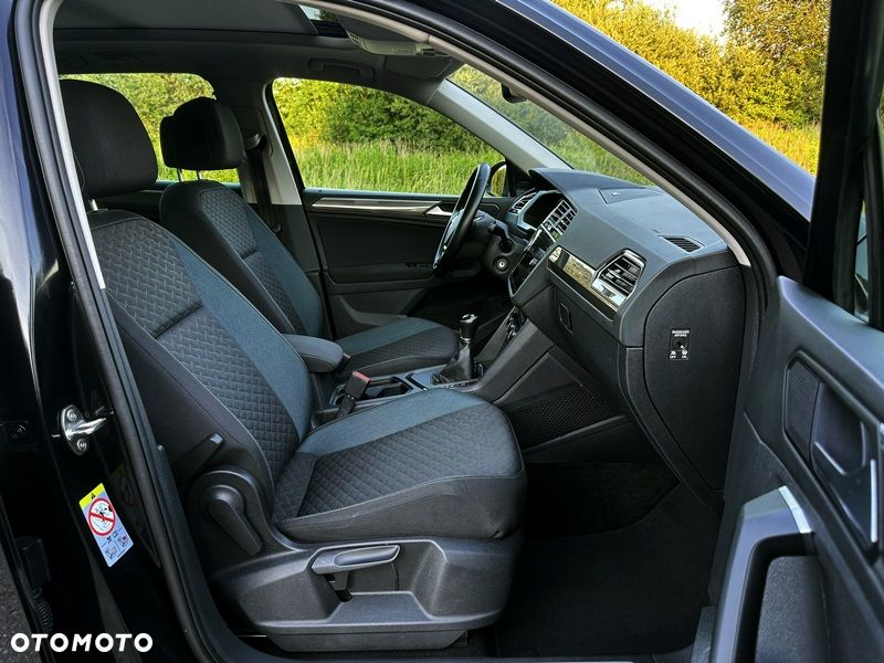 Volkswagen Tiguan 2.0 TDI SCR IQ.DRIVE - 12