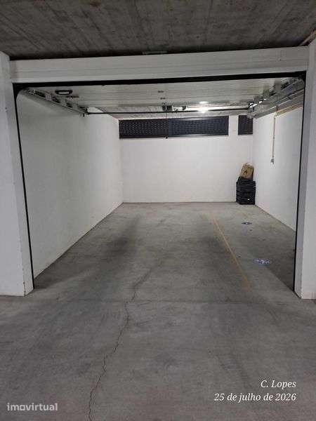 Apartamento T2 mobilado com Garagem - Grande imagem: 4/11