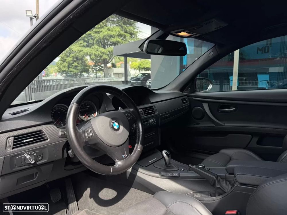BMW M3 Auto - 9