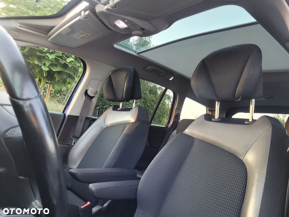Citroën C4 Grand Picasso - 11