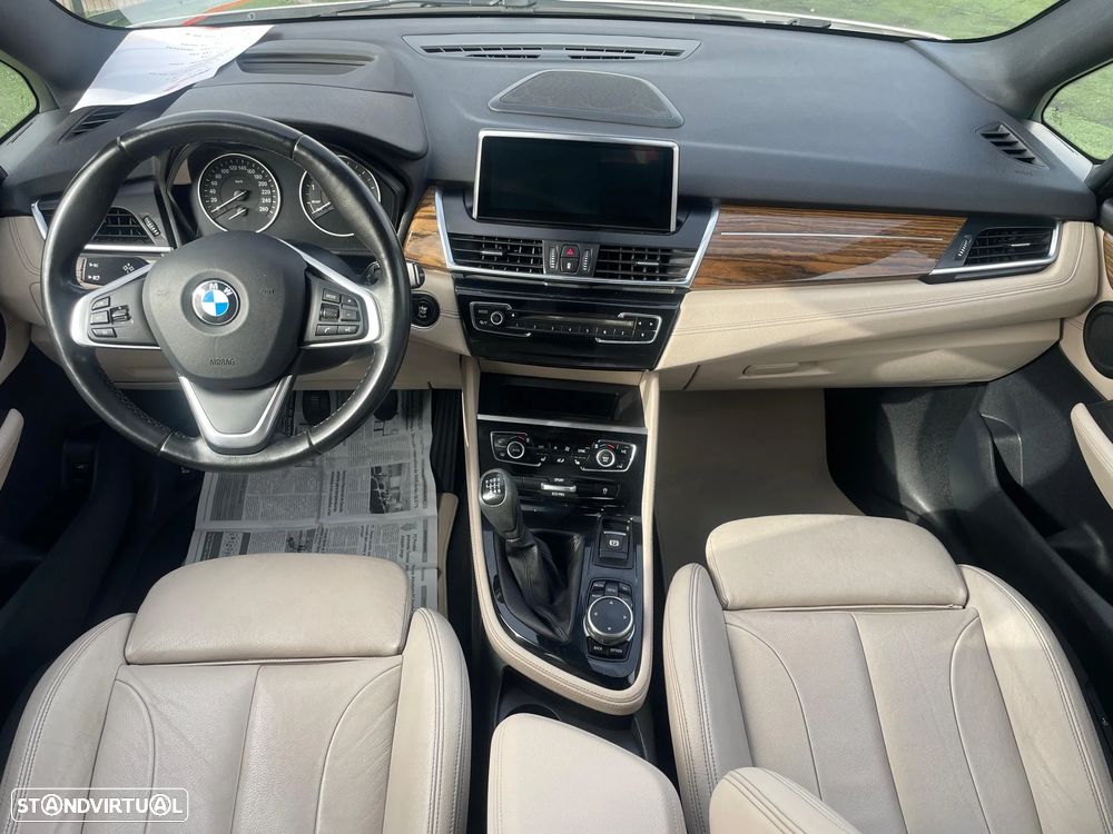 BMW 218 Gran Tourer i 7L Line Luxury - 8