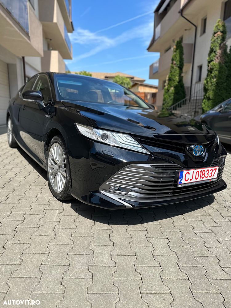 Toyota Camry 2.5 Dynamic - 1