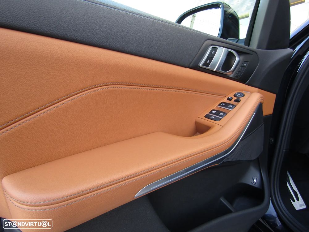 BMW X5 45 e xDrive Pack M - 12