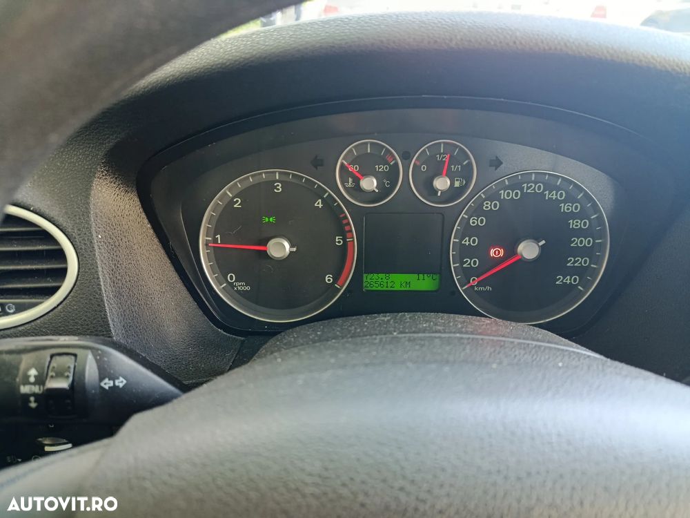 Ford Focus 1.6 TDCi Plus - 6