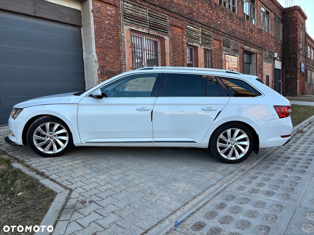 Skoda Superb 2.0 TDI SCR L&K DSG - 9