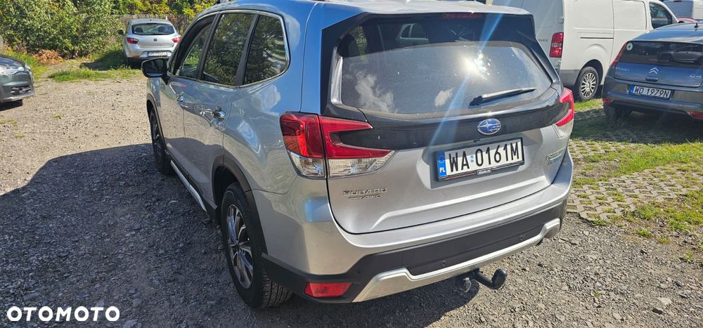 Subaru Forester 2.0ie Lineartronic Platinum - 2