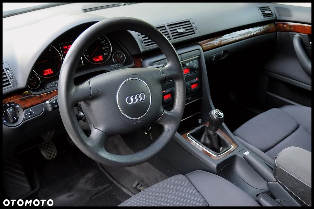 Audi A4 Avant - 5
