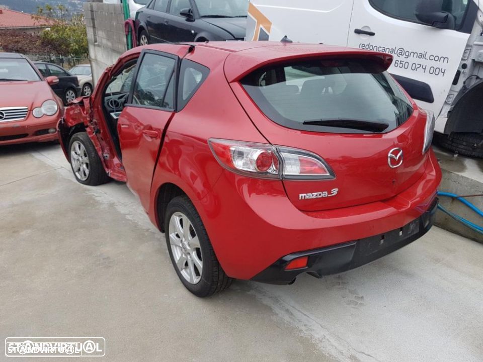 Mazda 3 2011 para peças - 2