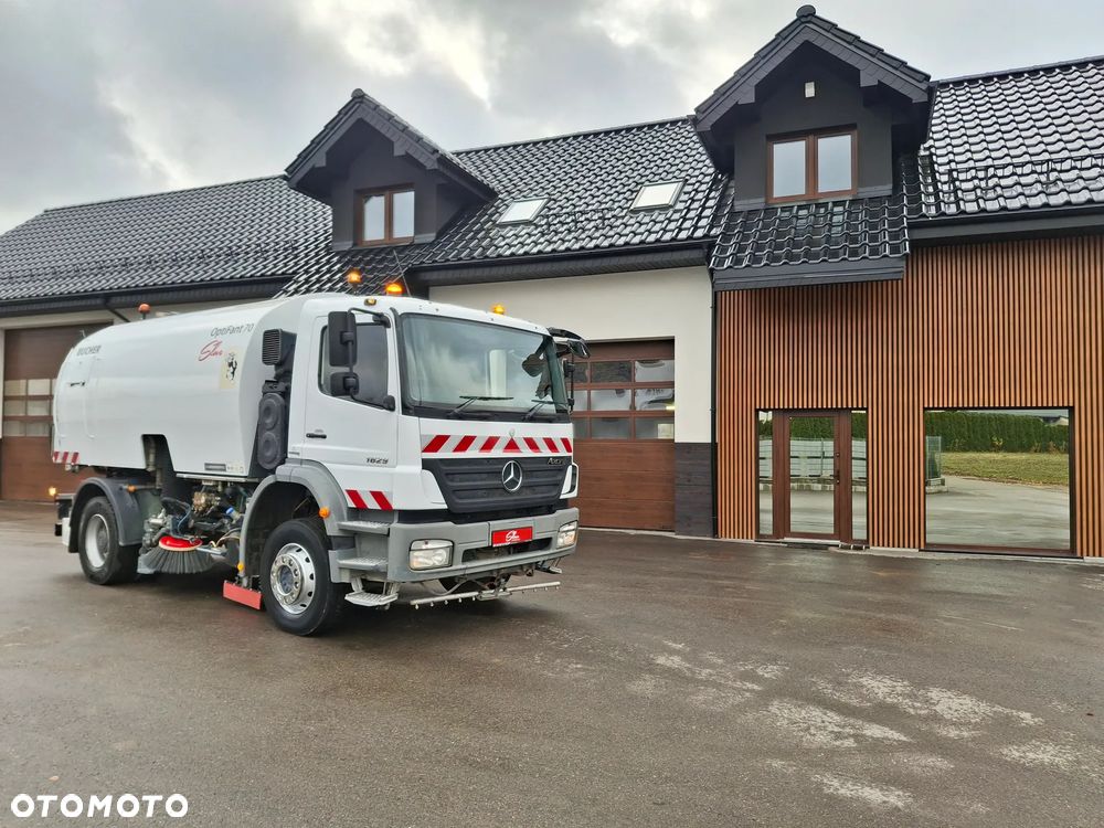 Mercedes-Benz Axor 1829 Zamiatarka BUCHER OptiFant 70 2 Silniki Karcher Wysokiego Ciśnienia Szczotki L/R Listwa Ciśnieniowa + Lanca Eunited PM10 - 1