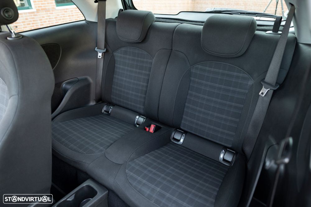 Opel Adam 1.2 Glam - 18