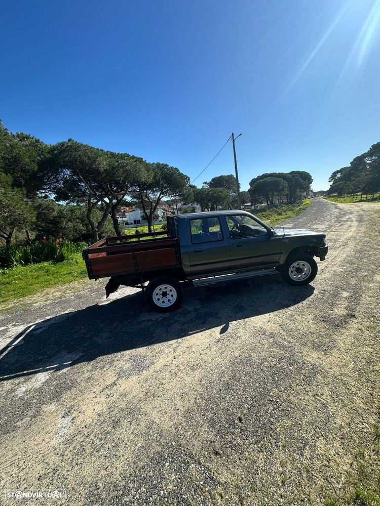 Toyota Hilux 2.4 D LN85LP Cx Mad. C.D - 7