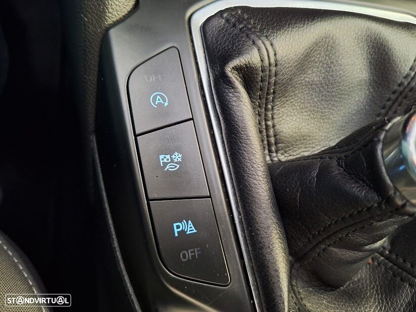 Ford Focus 1.0 EcoBoost MHEV Connected - 30