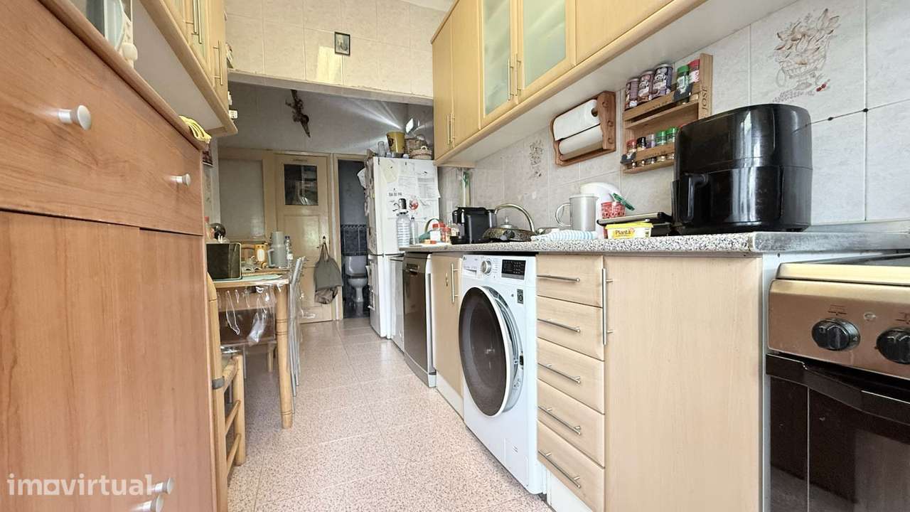 Apartamento T4 com terraço na Rua S. Roque Lameira, Campanhã - Grande imagem: 4/19