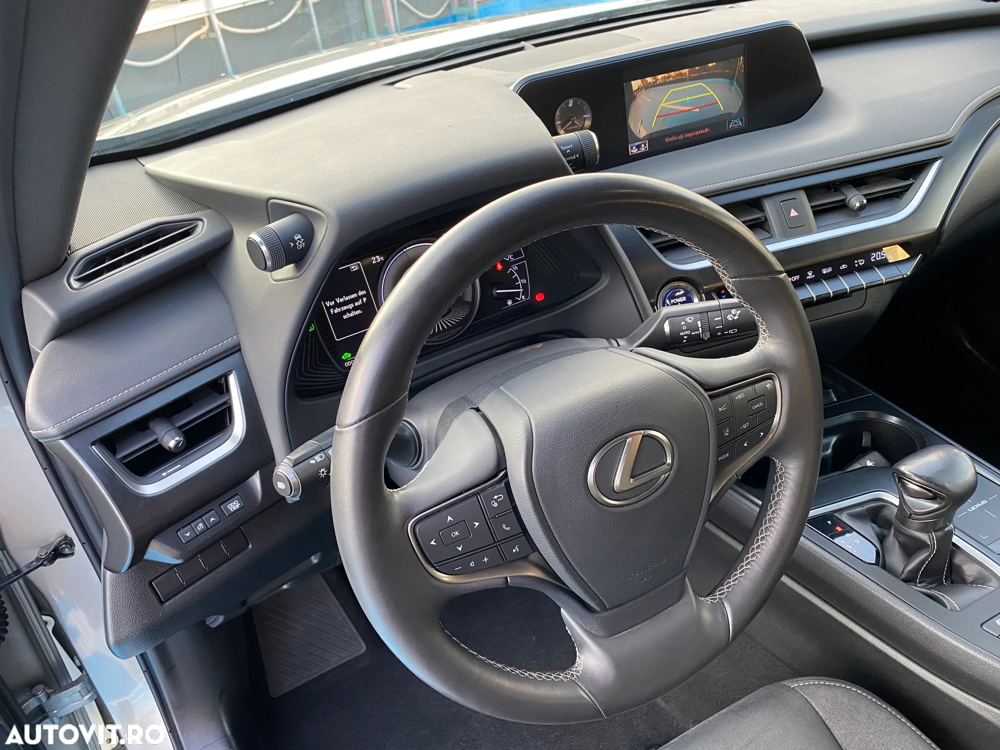 Lexus UX 250h Executive Line - 19