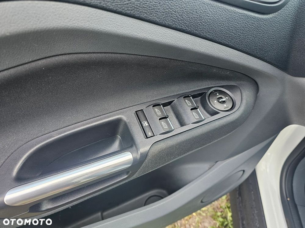Ford C-MAX - 11