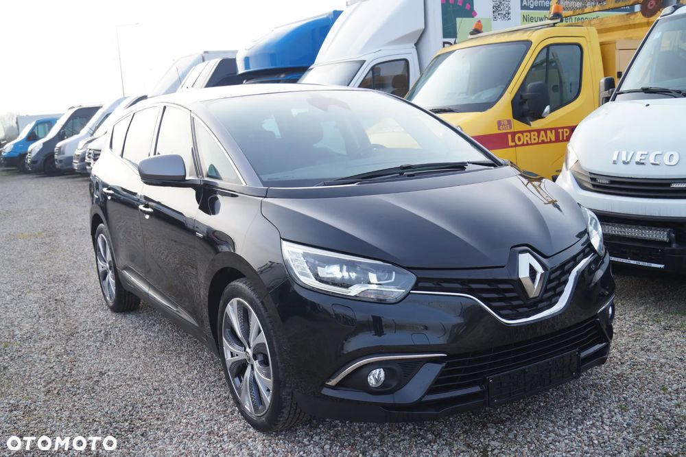 Renault Grand Scenic - 13