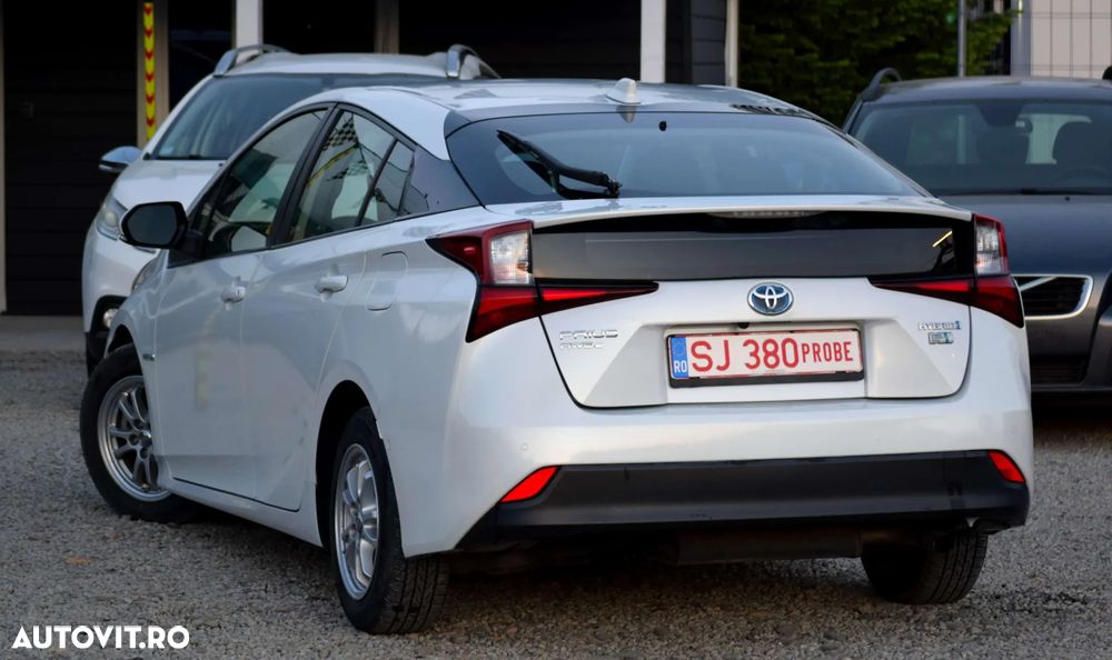 Toyota Prius - 11