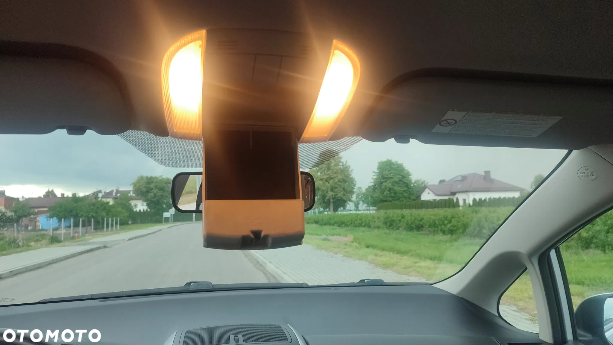 Toyota Auris 1.6 Luna - 27