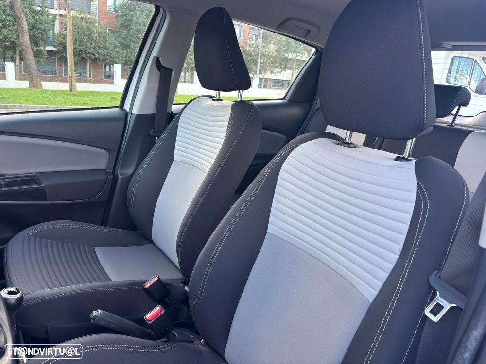 Toyota Yaris 1.0 VVT-i Comfort +PS Style+P.Techno - 21