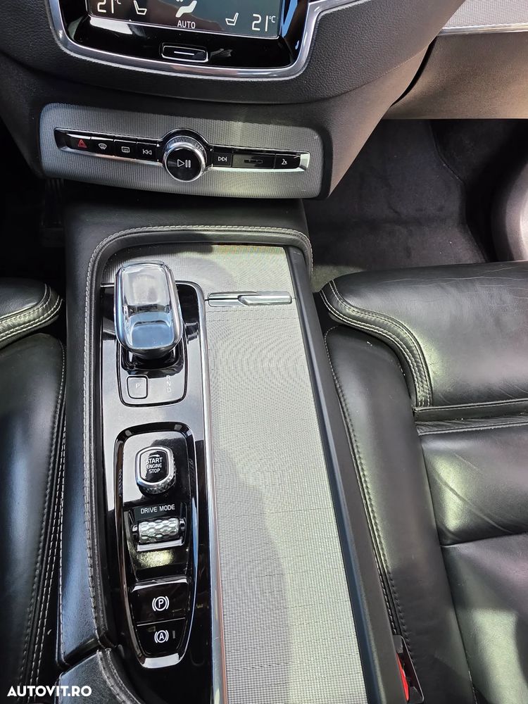 Volvo XC 90 B5 D AWD Geartronic Inscription - 26