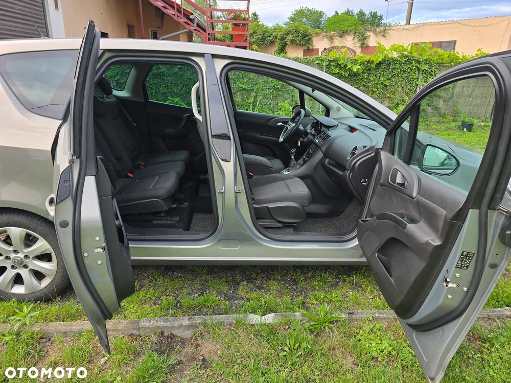 Opel Meriva 1.4 Design Edition - 9