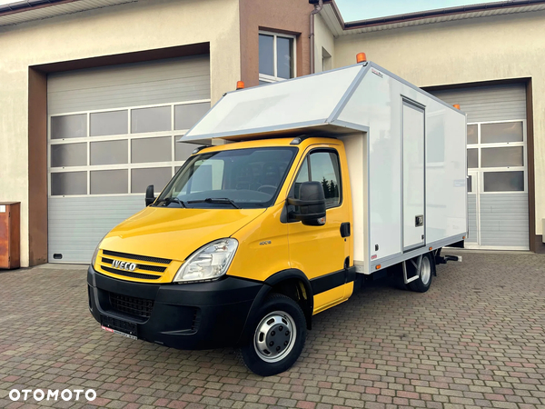 Iveco Daily Izoterma Winda
